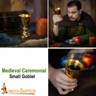 Petit gobelet / calice de cérémonie médiéval
