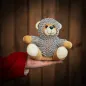 Ours en peluche avec chemise en cotte de mailles Ours en peluche avec chemise en cotte de mailles