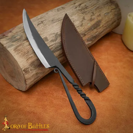 Couteau viking  forgé à la main avec étui en cuir véritable
