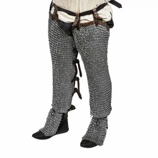 Jambières et chausses en cotte de mailles à anneaux plats, rivetées et alternées, diamètre intérieur 6 mm, acier doux