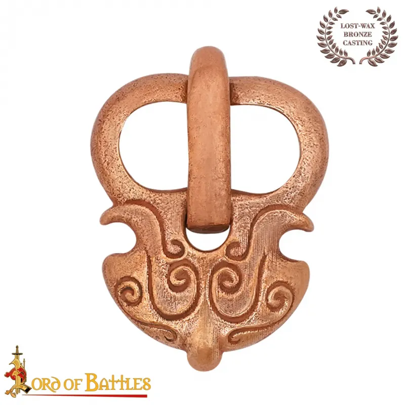 Petite boucle de ceinture médiévale en bronze coulé à la cire perdue Petite boucle de ceinture médiévale en bronze coulé à la cire perdue