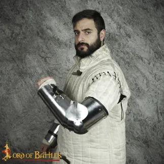 Bras armure XVe siècle