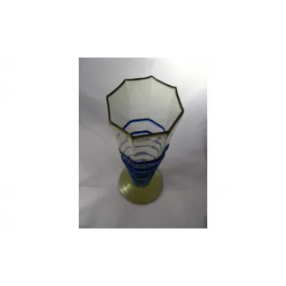 Verre à mesure avec décor filé bleu 16èmn S 