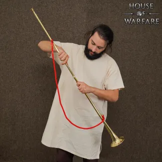 Trompette héraut médiévale en laiton – Clairon poli de127cm avec cordon rouge