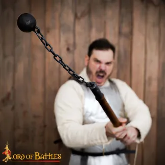 Fléau médiéval à une seule boule