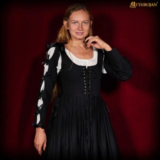 Robe Renaissance en coton avec chemisier – La grâce et le confort d’une noble femme