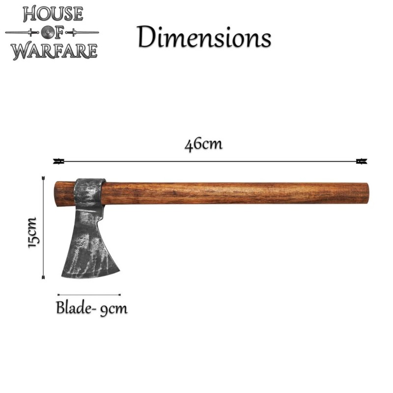 Hache viking de reconstitution, prête au combat, trempée