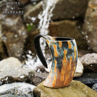Chopine en corne véritable, style guerrier viking