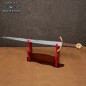 Support en bois à deux niveaux pour épée/hache