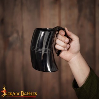 Chope à bière médiévale viking en corne de bœuf véritable, fabriquée à la main.