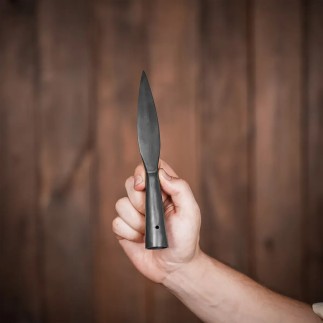 Pointe de lance noire médiévale forgée à la main en acier au carbone