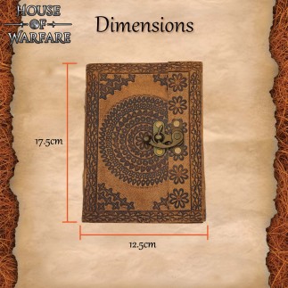 Journal médiéval en cuir avec fermoir et papier à reliure