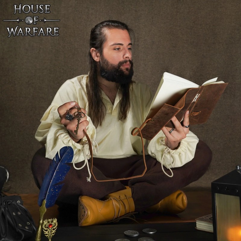 Journal médiéval en cuir avec clé