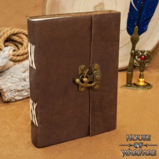 Journal médiéval en cuir avec cadenas