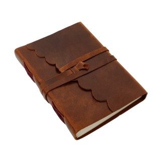 Journal médiéval en cuir fabriqué à la main