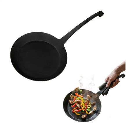 Poêle de camping médiévale en fer forgé à la main, poêle de cuisine rustique pour l'extérieur