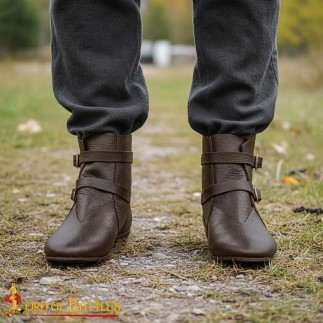 Bottines médiévales – Chaussures en cuir fabriquées à la main avec fermetures à boucles en laiton
