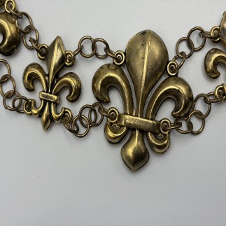 Collier fleurs de Lys