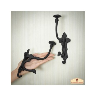 Crocher rustique médiéval (20,3x5 cm.)