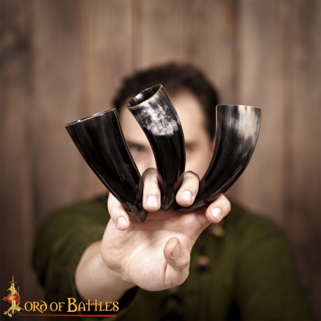 Ensemble de 3 cornes à boire viking – Gobelets en corne de bœuf naturelle de 60ml/80ml
