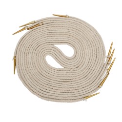 fil avec aiguillette